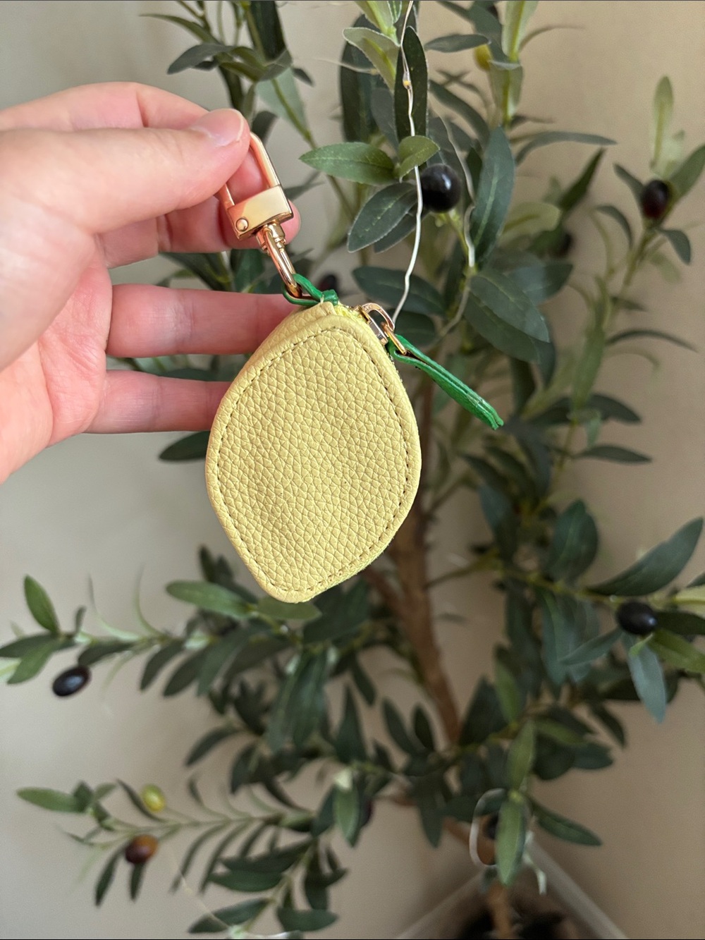 🍋 Lemon-Shaped Pouch/Bag Charm - Yellow